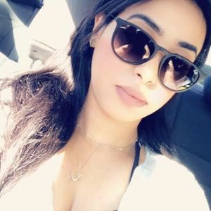 Meet your Posher, Aya